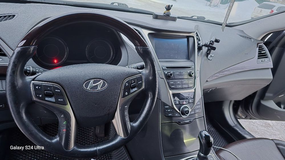 Продам Hyundai Grandeur 2013