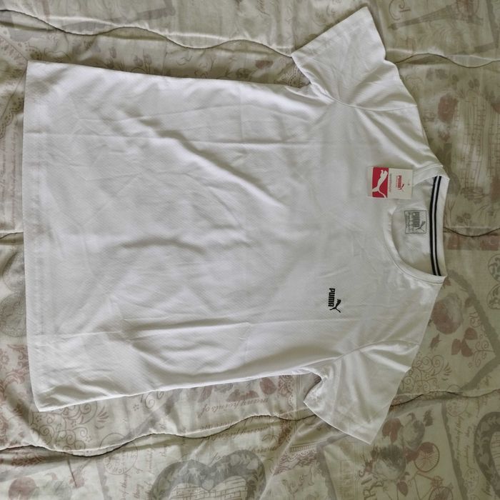 Puma,оригинална мъжка спортна тениска , S- размер. Цена 27.90 лв.