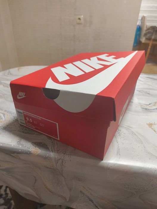 Обувки Nike Air Vapormax Plus ,43 ,НОВИ