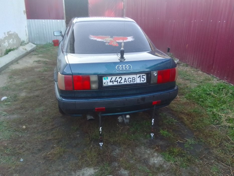Продам машину ауди б 4
