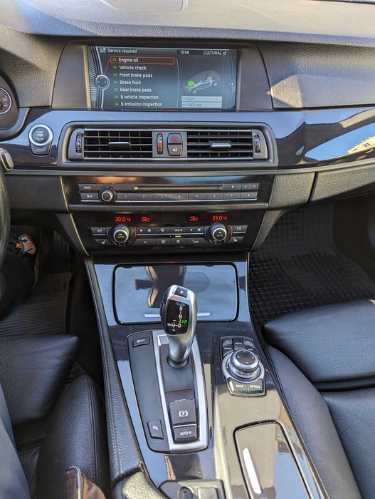 BMW 520D, Piele, BiXenon, HUD, 4 butoane, Navi Pro, Panorama, Automat!