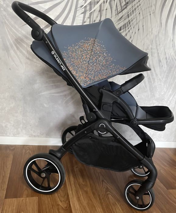 Продам детскую коляску