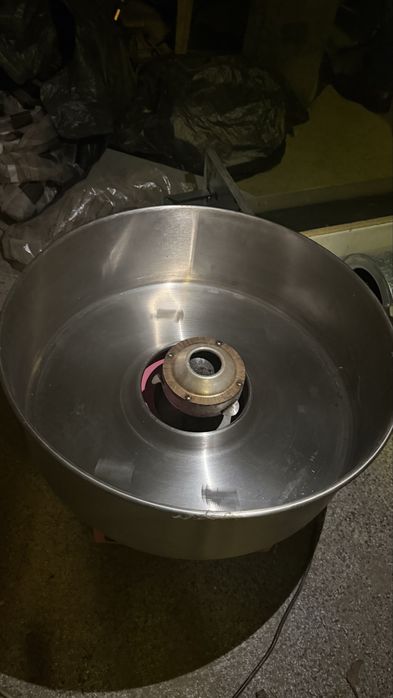 Машина за захарен памук