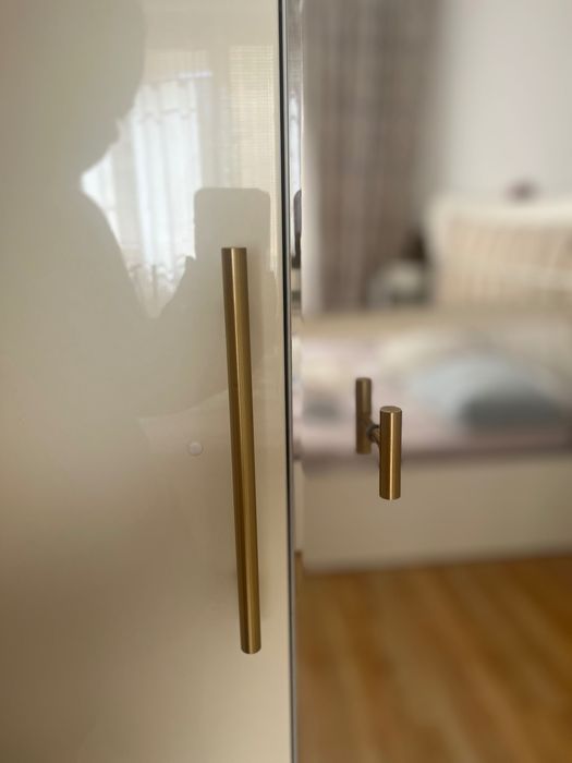 Спальный гаринитур срочно