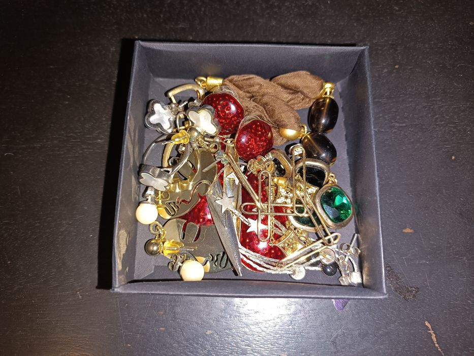 Бижутерия, серьги