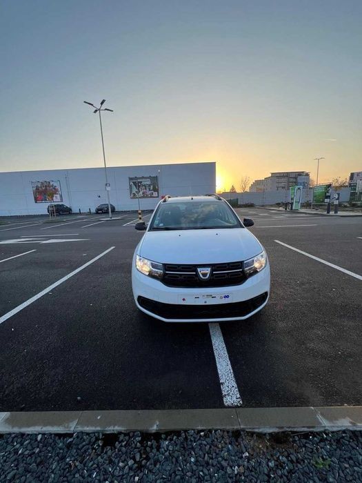 Logan MCV 1.0 benzina 2017 cu 115 000 km