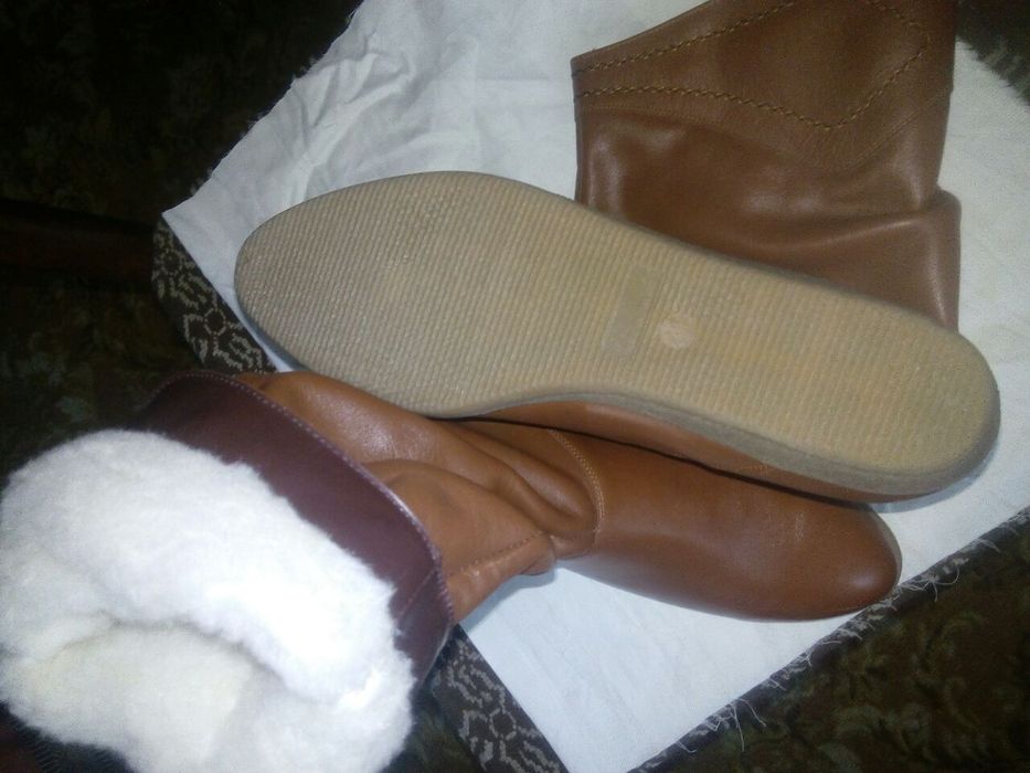 Женские зимние ботиночки и финские сапоги.  Всё абсолютно новое.