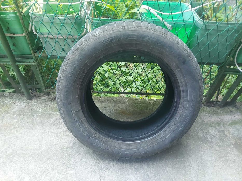 Зимна гума 195/65 R15