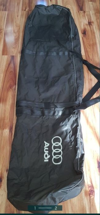 Vând husa Audi originala schiuri clăpari undițe echipamente sportive