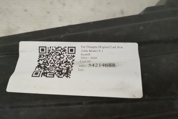 Фар Дясно Оригинален Лед Повреден Тесла / Tesla Model S 1 [фейслифт] О
