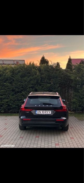 Volvo V60-nov 2020 Manuala