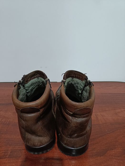 Кожанные ботинки, обувь, осень, весна, зима