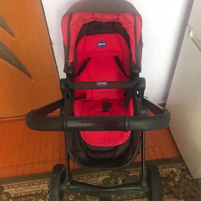 Коляска детская срочно