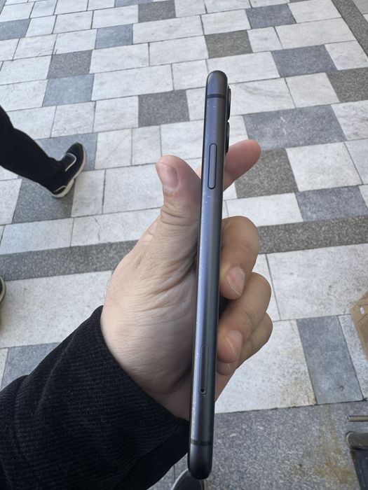 Iphone 11 black