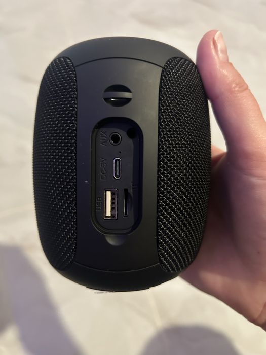 Se vinde boxa,pret 350 lei,valabil doar in buzau