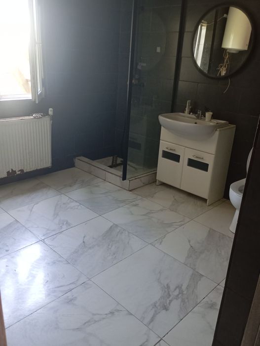 Închiriez casa in cernele