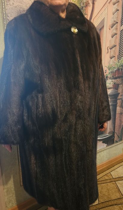 Продам норковую шубу