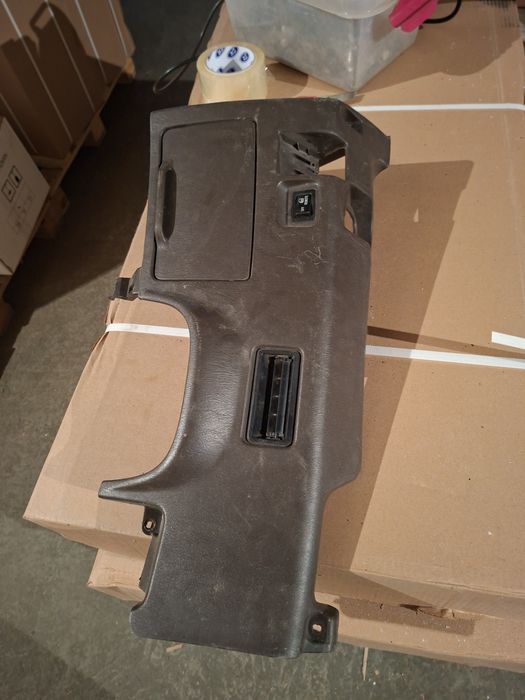 Продам двери на таёту чайзер 90