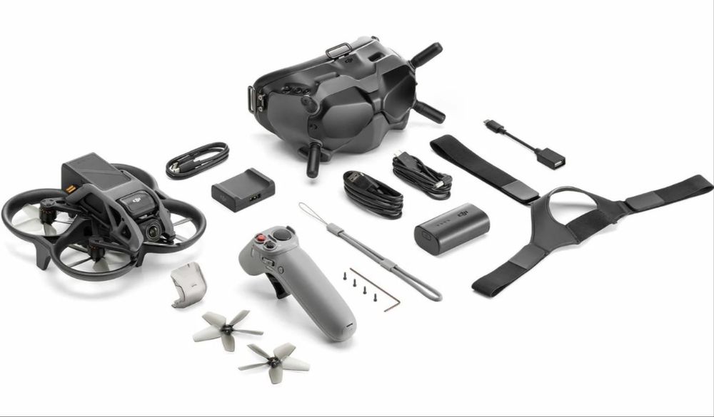 Квадрокоптер DJI Avata Fly Smart Combo