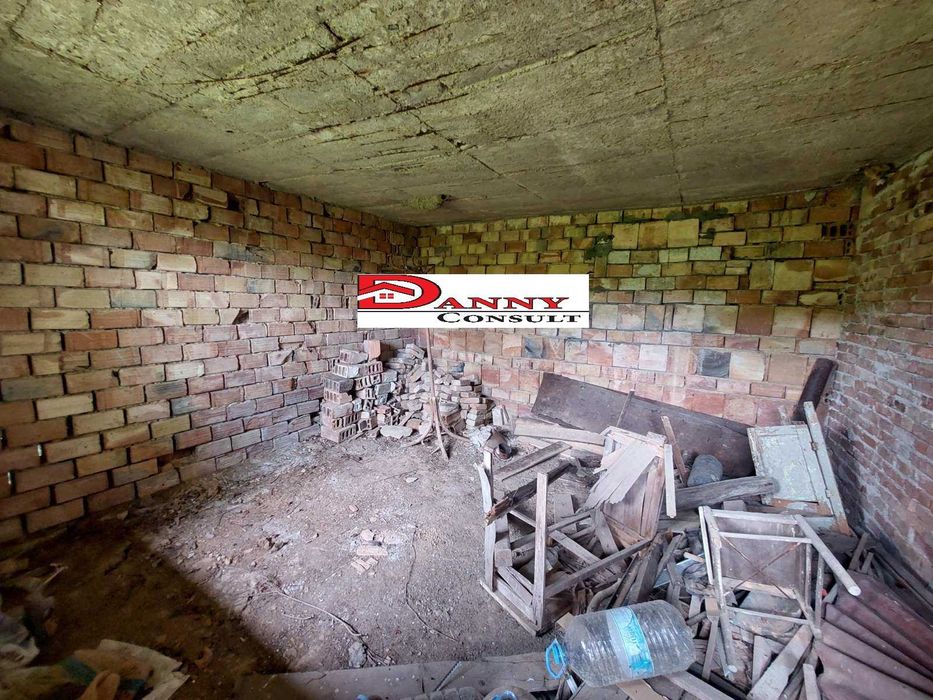 Продава се Къща в Стражица - 70 кв.м за 153 €/кв.м - Снимка #10