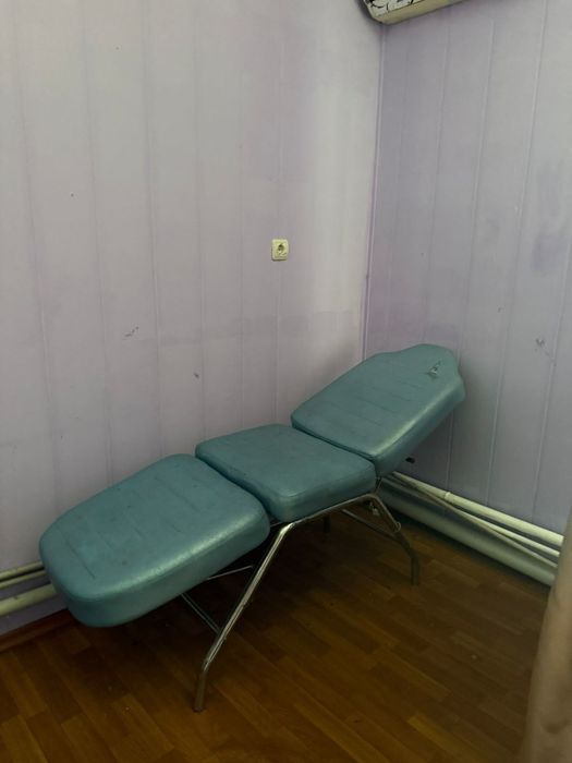 Продам инвентарь для парикмахерских