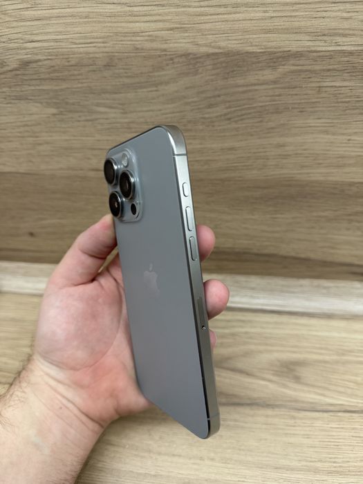 iPhone 15 Pro Max Natural Titanium