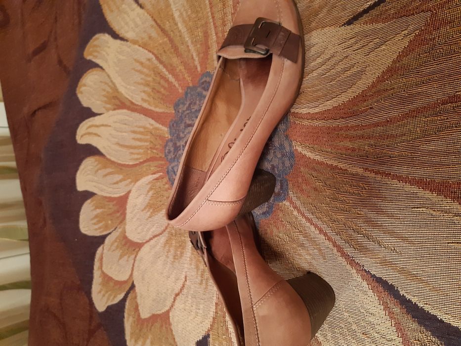 Женские туфли 38 размер