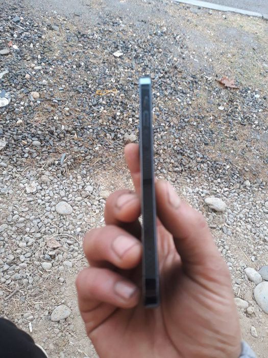 Iphone 12 pro aybi yoq