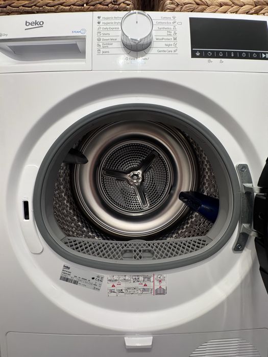 Mașină de spălat rufe + uscator