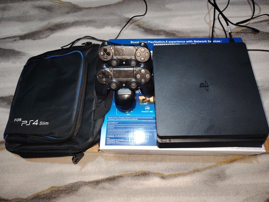 Продам новый плейстейшн SONY 4