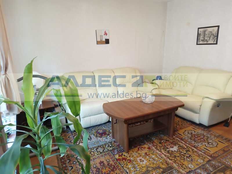 Продава се Тристаен апартамент в София, Славия - 95 кв.м за 3137 €/кв.м - Снимка #2