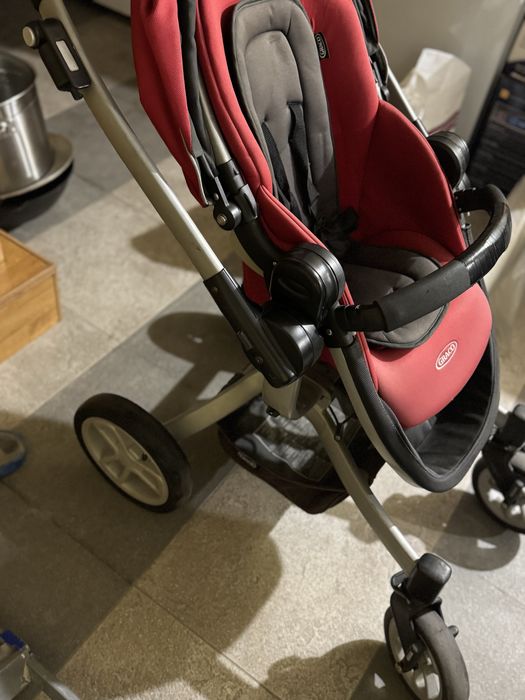 Коляска Graco Evo