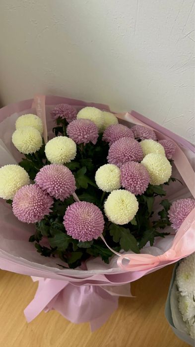 Цветы свежие  красивые