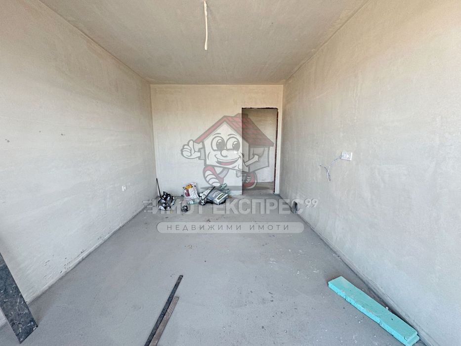 Продава се Тристаен апартамент в Асеновград - 93 кв.м за 1000 €/кв.м - Снимка #11