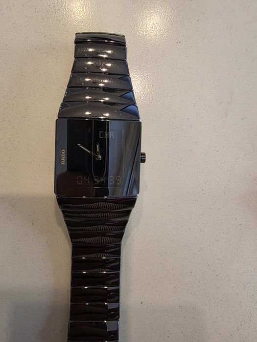 Продавам Rado Sintra