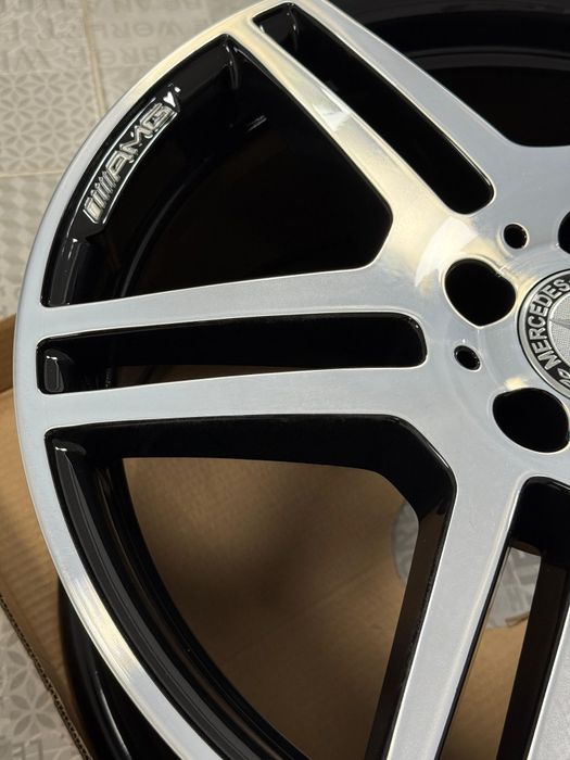 Продам комплект дисков.