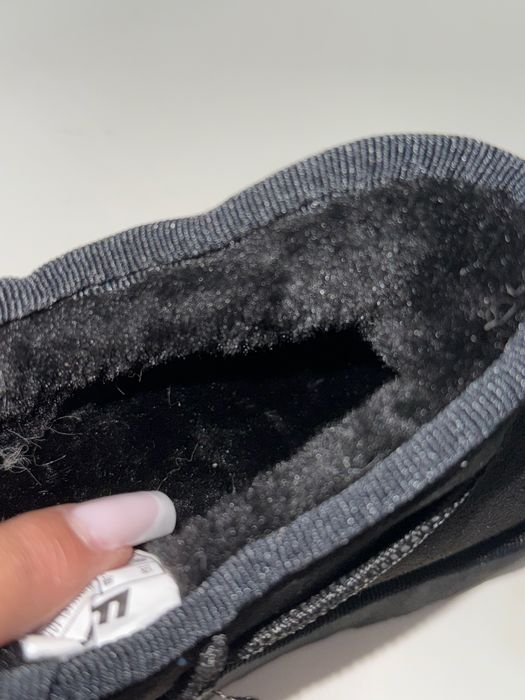 Продам новые угги срочно