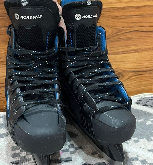 Продам коньки в хорошем состоянии