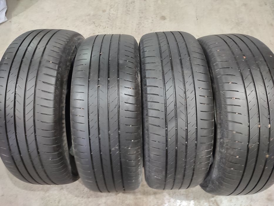 Продам комплект резины 235/55/19
