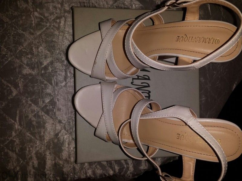 Високи обувки, номер 38