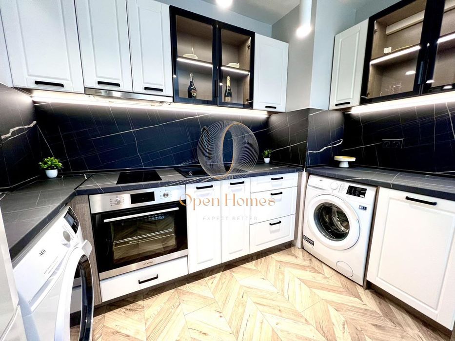 Продава се Тристаен апартамент в Пловдив, Христо Смирненски - 97 кв.м за 2268 €/кв.м - Снимка #1