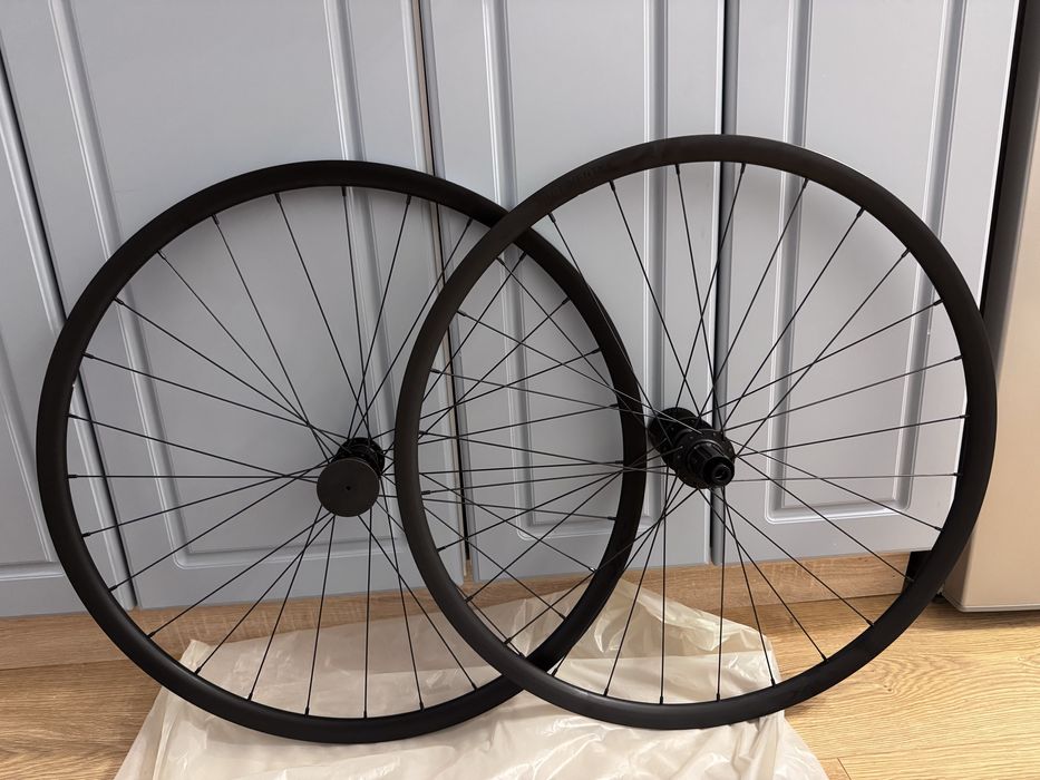 Roți 28, centerlock, gravel, sosea