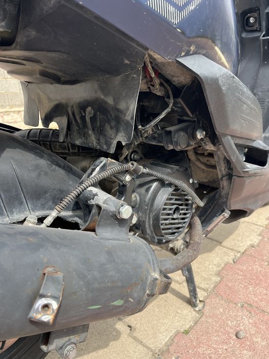 Продаю скутер танк