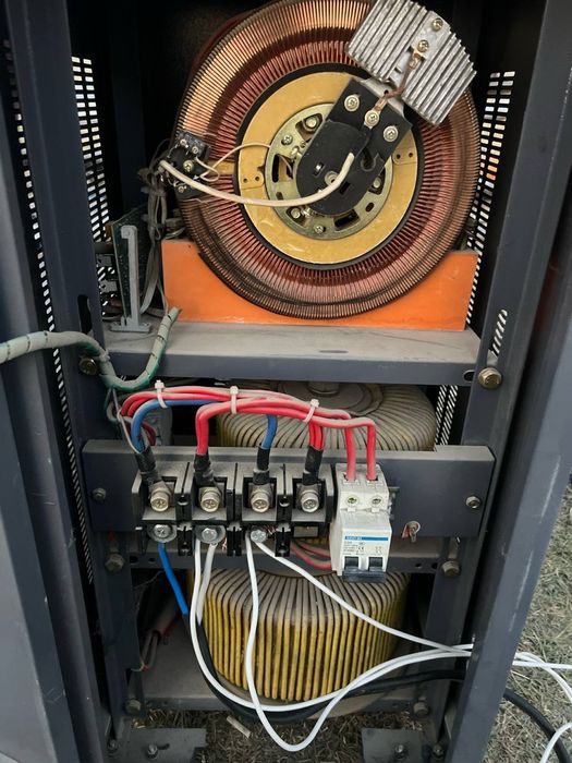 Ремонт стабилизаторов напряжения разных видов и брендов