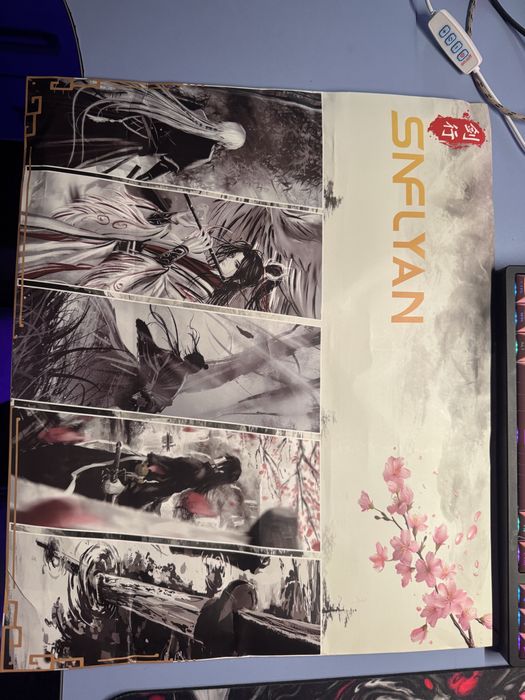 Продам игровые коврки Logitech