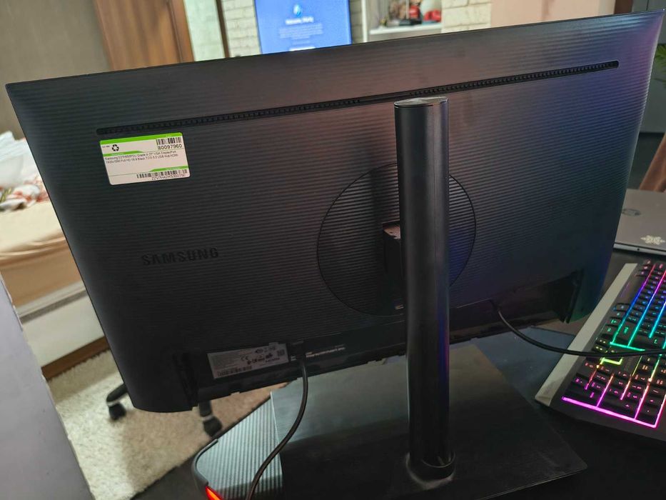 Монитор Samsung S27H650