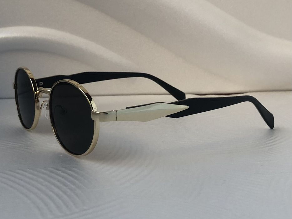 Модерни дамски слънчеви очила