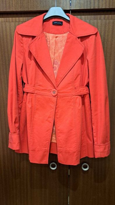 Дамски манта и сако