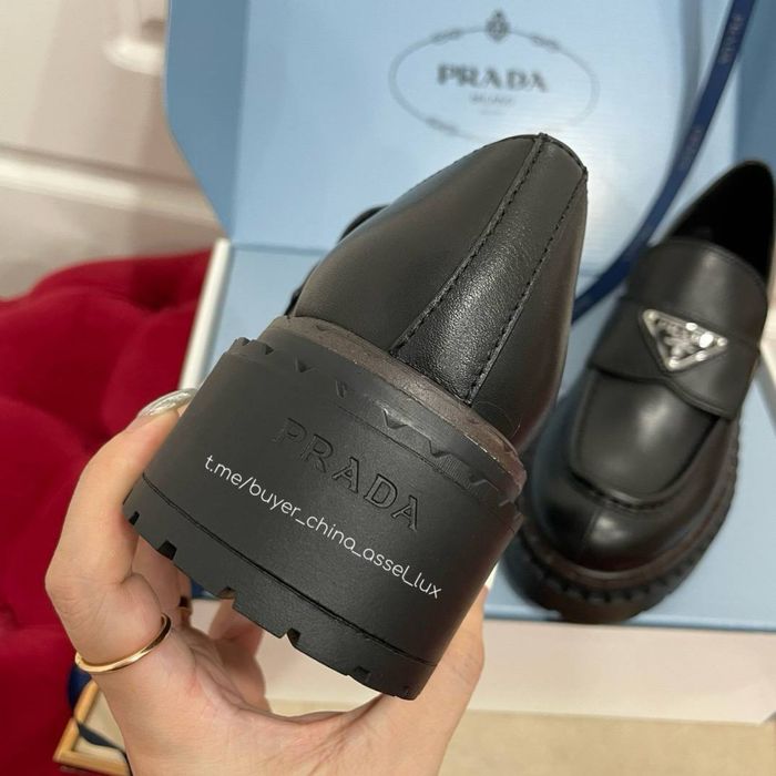 Prada лоферы