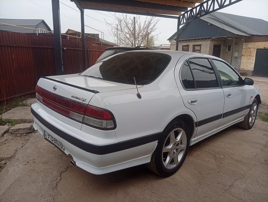 Продам ниссан максима